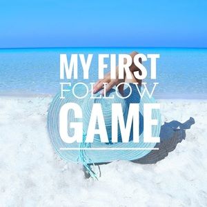 ⛱ My First Follow Game